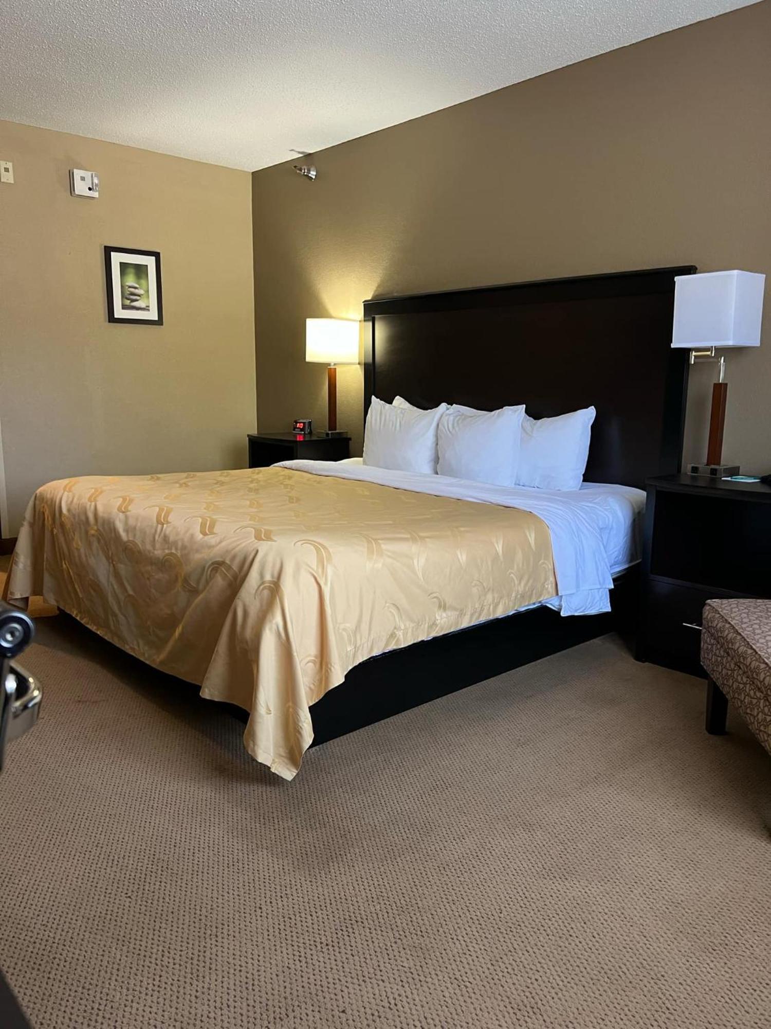 Harlan Quality Inn מראה חיצוני תמונה