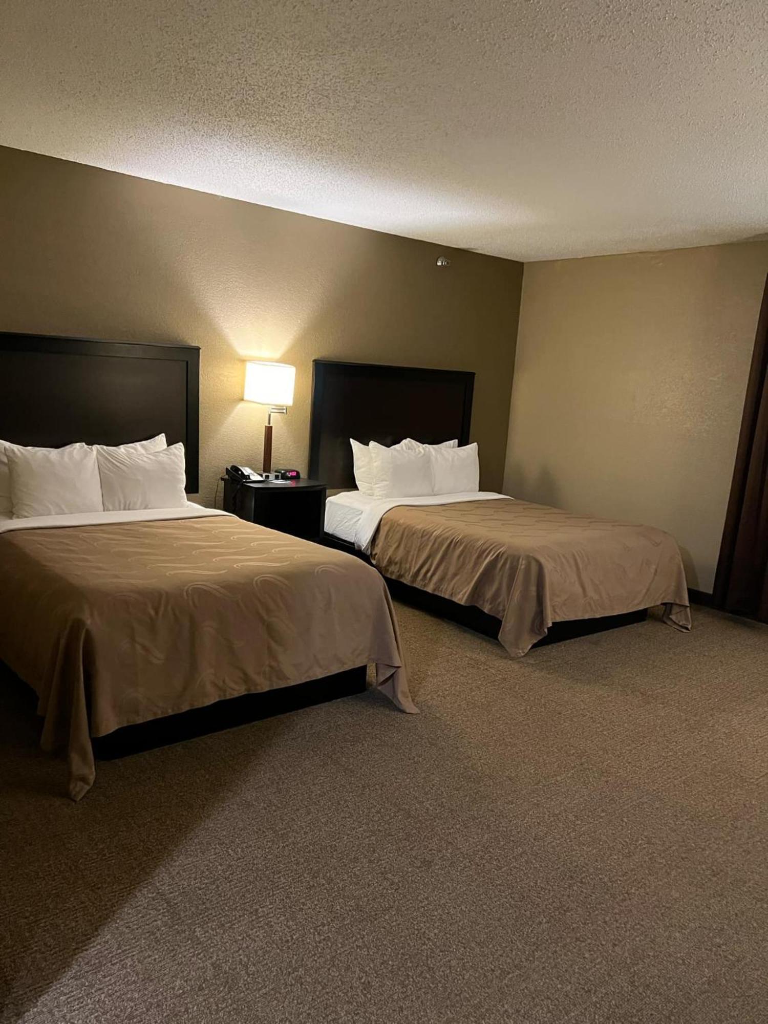 Harlan Quality Inn מראה חיצוני תמונה